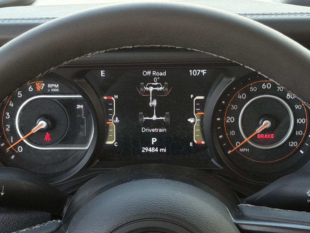 Used 2025 Jeep Gladiator Sport AWD/4WD image 17