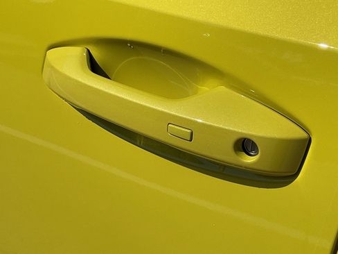 New 2026 Nissan Kicks SR image 9