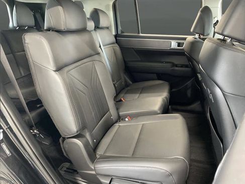 Used 2025 Hyundai Santa Fe SEL image 33