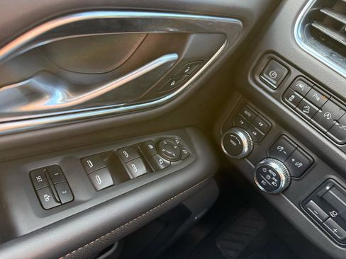 Used 2022 GMC Yukon AT4 w/ Max Trailering Package image 13