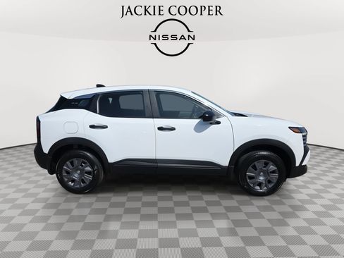 New 2026 Nissan Kicks S FWD image 4