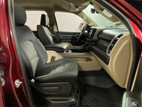 Used 2021 RAM 1500 Big Horn AWD/4WD image 31