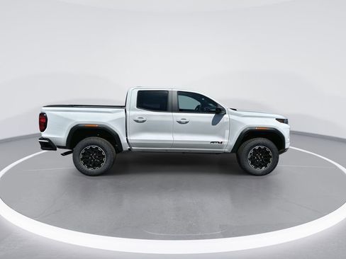 New 2026 GMC Canyon AT4 w/ Technology Plus Package image 9