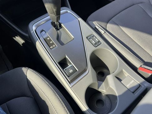 Used 2025 Subaru Crosstrek 2.0i Premium image 14