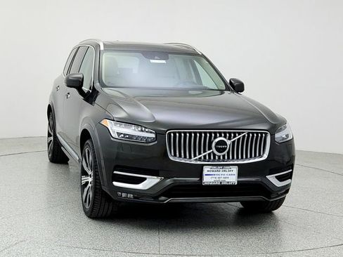 Certified 2022 Volvo XC90 T6 Inscription w/ Advanced Package image 2