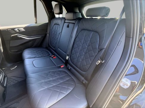 Used 2026 BMW X5 sDrive40i w/ M Sport Package RWD image 18