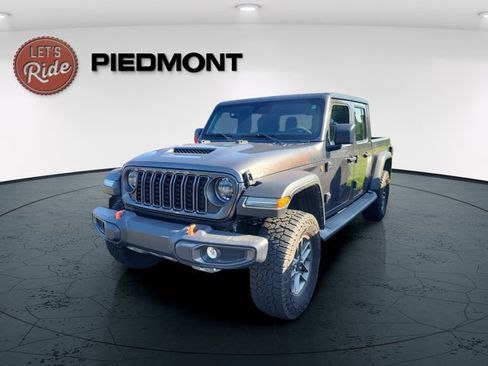 Used 2024 Jeep Gladiator Mojave w/ Safety Group AWD/4WD image 1