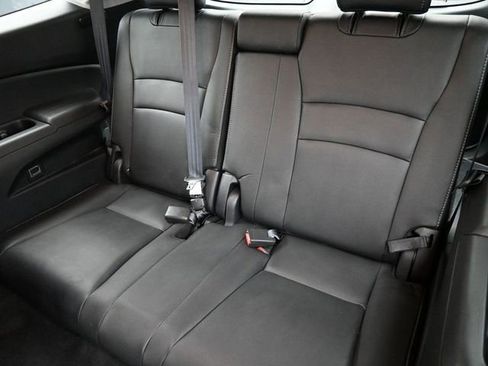 Used 2022 Honda Pilot Touring image 36