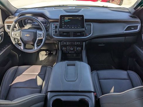 Used 2024 Chevrolet Tahoe Premier RWD image 16