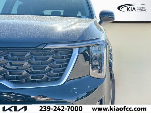 New 2026 Kia Sorento LX image 9