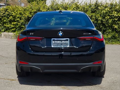New 2026 BMW i4 eDrive40 w/ Parking Assistance Package RWD image 19
