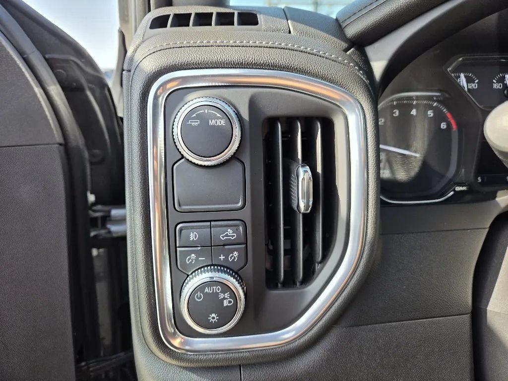 Used 2020 GMC Sierra 1500 Elevation w/ Elevation Value Package RWD image 26