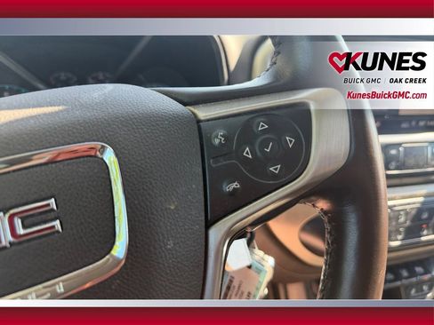 Used 2022 GMC Canyon Denali AWD/4WD image 18
