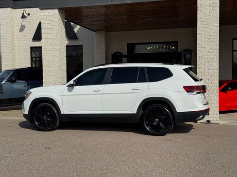 Used 2024 Volkswagen Atlas SE image 8