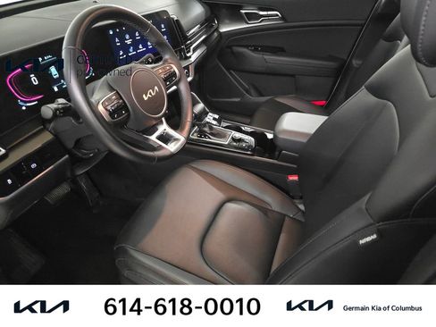 Certified 2025 Kia Sportage EX image 18
