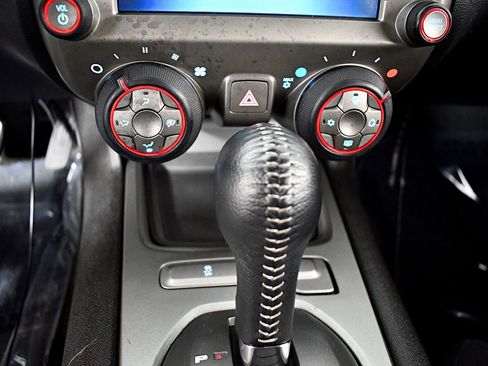 Used 2013 Chevrolet Camaro LT image 31