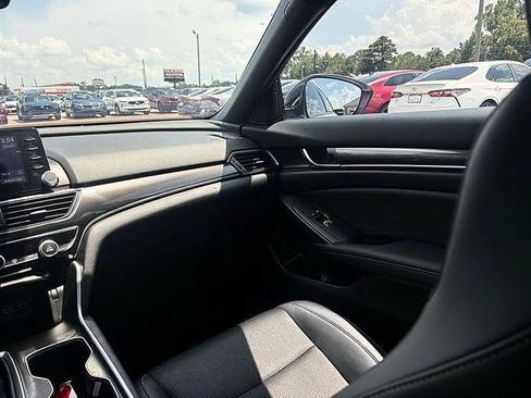Used 2022 Honda Accord Sport image 33