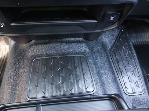 New 2026 RAM 3500 Tradesman AWD/4WD image 38