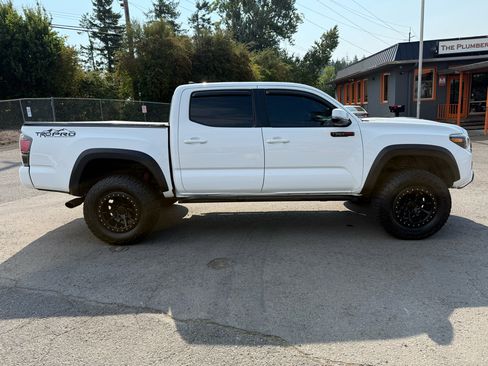 Used 2019 Toyota Tacoma TRD Pro image 6