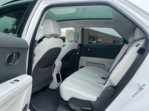 Used 2025 Hyundai Ioniq 5 Limited image 15