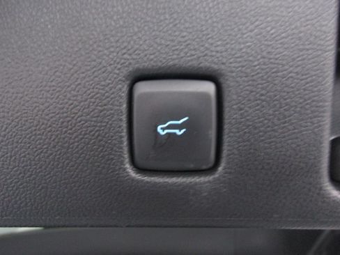 Used 2022 Ford Escape SEL w/ SEL Stealth AWD Package image 23