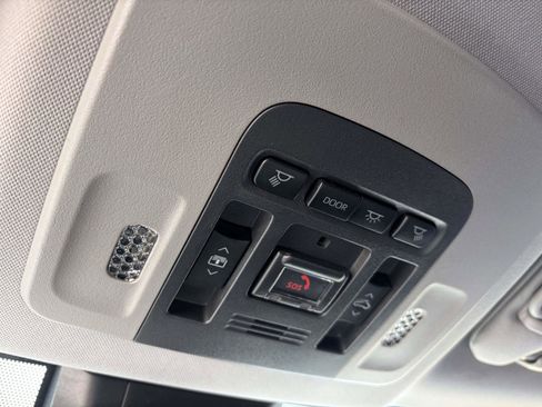 Used 2023 Toyota Camry XSE w/ Navigation Package image 16