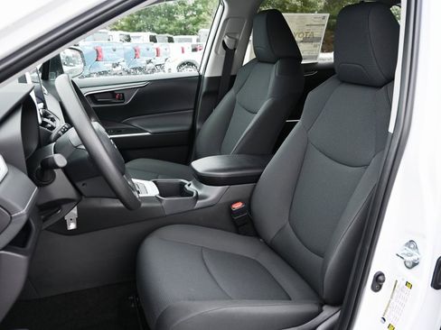 New 2025 Toyota RAV4 LE image 10