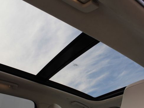 Used 2022 Lincoln Nautilus Black Label w/ Class II Trailer Tow Package image 56