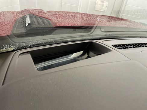 Used 2021 Chevrolet Silverado 2500 LTZ w/ LTZ Premium Package image 20