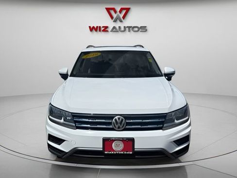 Used 2019 Volkswagen Tiguan SE w/ Panoramic Sunroof Package AWD/4WD image 8