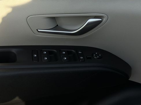 Certified 2024 Hyundai Tucson SE FWD image 20