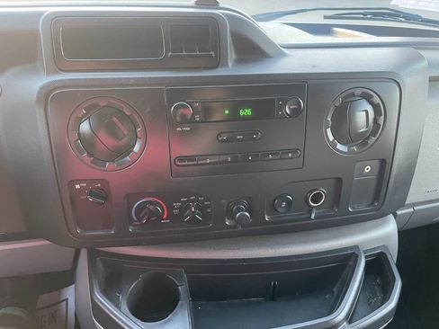 Used 2013 Ford E-150 and Econoline 150 image 21