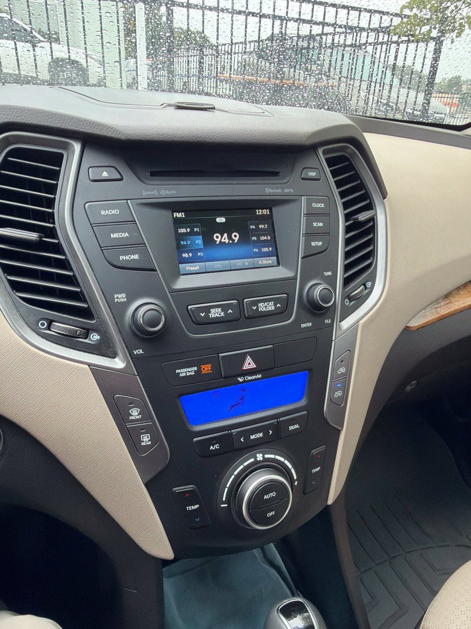 Used 2014 Hyundai Santa Fe Sport w/ Premium Equipment Package 03 FWD image 8