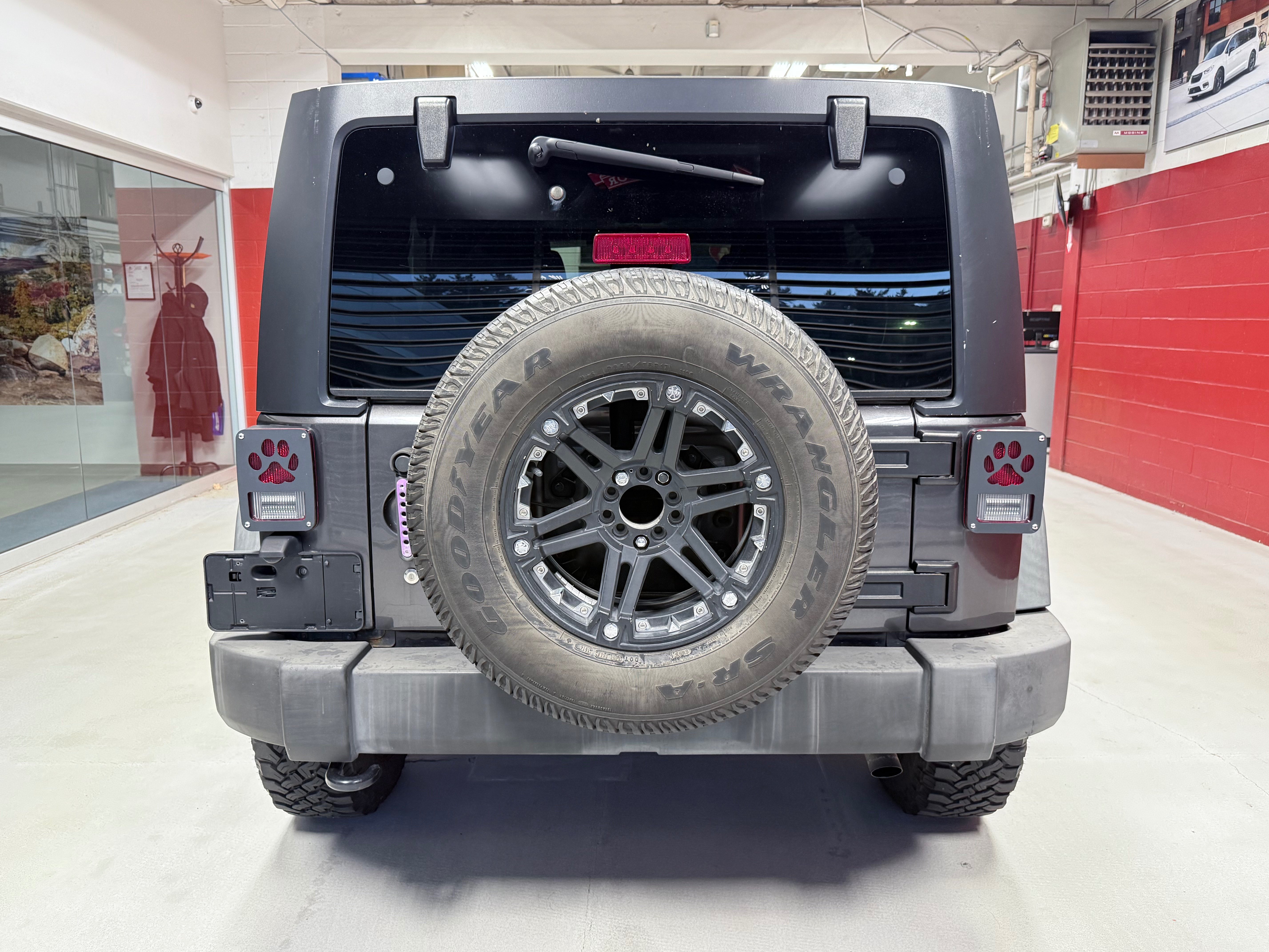 Used 2014 Jeep Wrangler Unlimited Sport w/ Quick Order Package 24S AWD/4WD image 5