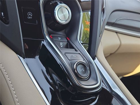Certified 2023 Acura RDX AWD w/ Technology Package image 9