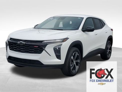 Certified 2024 Chevrolet Trax RS w/ Driver Confidence Package FWD image 1