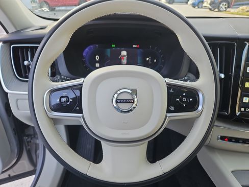 Used 2023 Volvo XC60 B5 Plus w/ Climate Package image 24