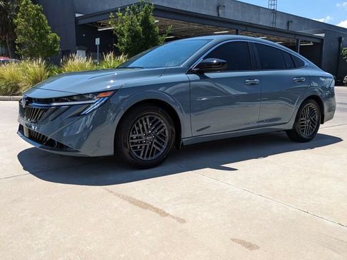 New 2026 Nissan Sentra SV FWD image 9