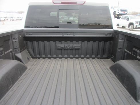 New 2026 GMC Sierra 1500 SLT w/ SLT Premium Plus Package image 7