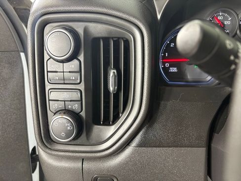 Used 2021 Chevrolet Silverado 1500 Custom Trail Boss image 45