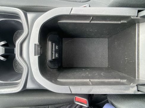 Used 2020 Toyota RAV4 XLE image 22