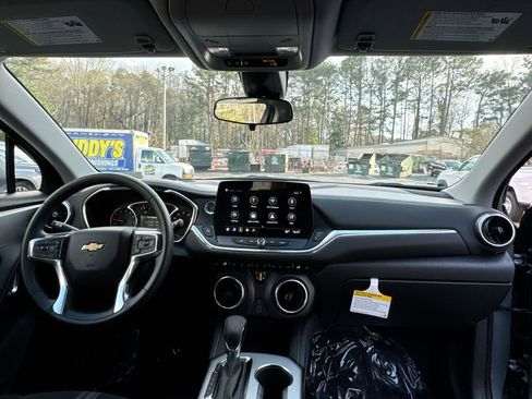 New 2026 Chevrolet Blazer LT image 30