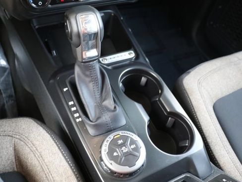 Used 2025 Ford Bronco Big Bend AWD/4WD image 24