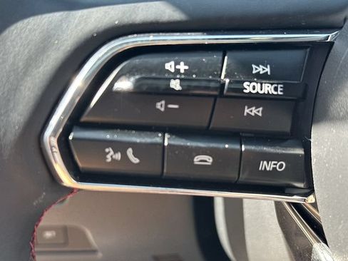 Used 2025 MAZDA CX-70 Plug-In Hybrid w/ Premium Plus AWD/4WD image 28