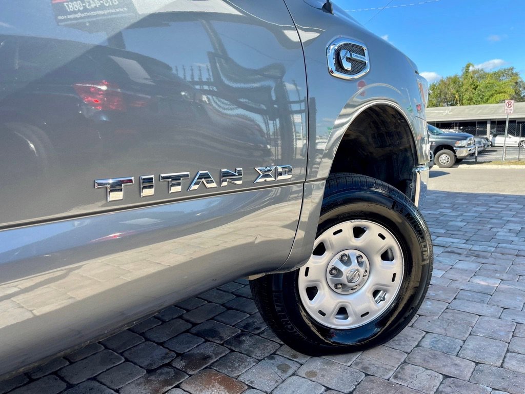 Used 2017 Nissan Titan SV AWD/4WD image 44