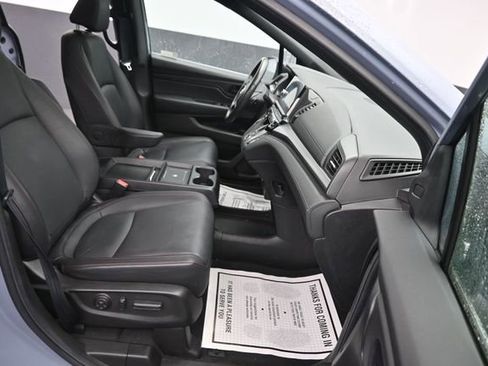 Used 2025 Honda Odyssey Sport-L image 10