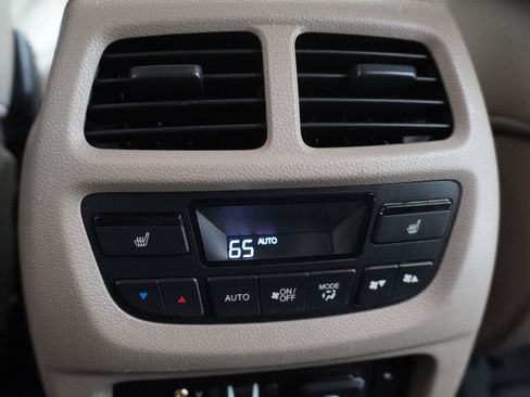 Used 2016 Honda Pilot Elite image 27