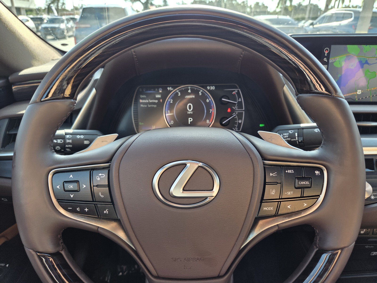 Used 2021 Lexus ES 350 w/ Ultra Luxury Package FWD image 25
