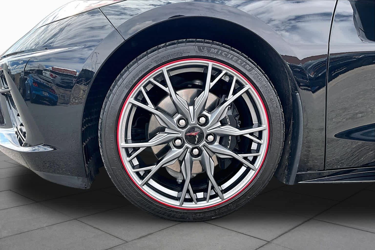 Used 2024 Chevrolet Corvette Stingray Coupe w/ 1LT RWD image 11