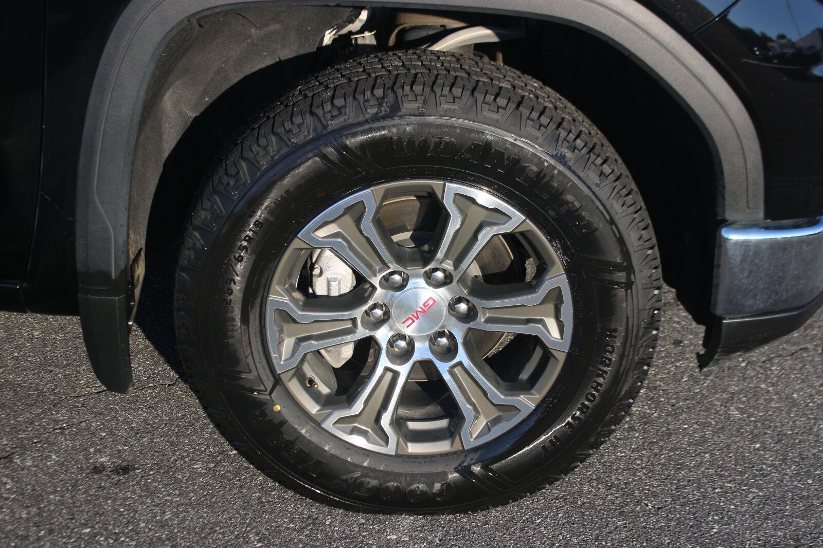 Used 2025 GMC Sierra 1500 SLT AWD/4WD image 34